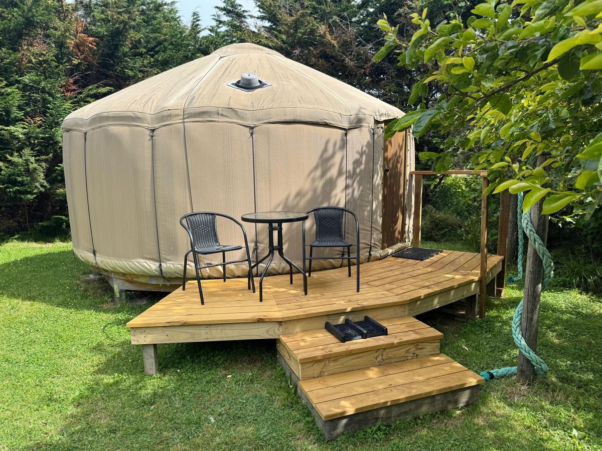 Orchard%20yurt%20outside%20horizontal