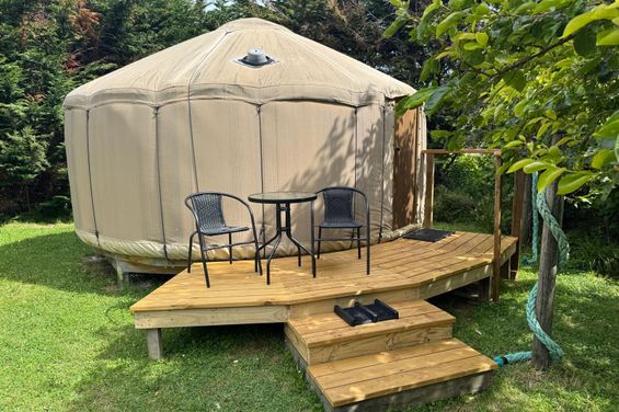 Orchard%20yurt%20outside%20horizontal